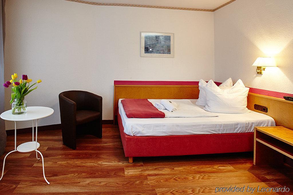 Comfort Hotel Karben Zewnętrze zdjęcie